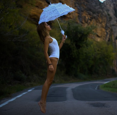 mujer paraguas